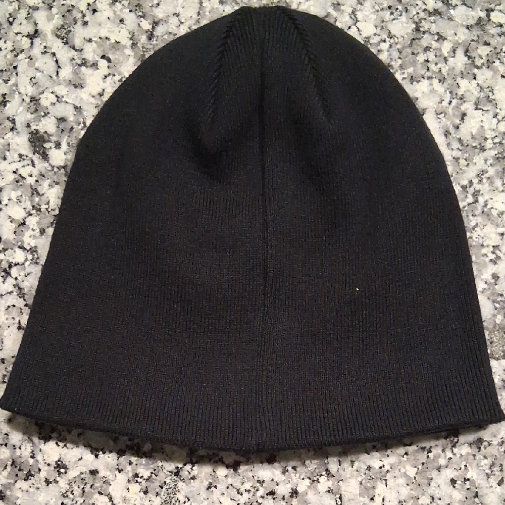 Harley-Davidson Black Beanie Reversible with Contrasting Embroidered Logo - Picture 2 of 4